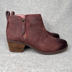Teva Womens Anaya Heeled Bootie Sz 7.5 Mahogany Waterproof Leather Distressed